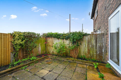 8 REGENTS SQUARE ...