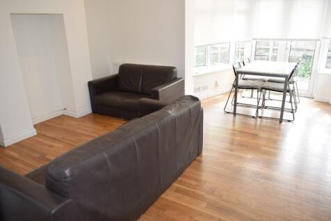 Lounge/kitchen