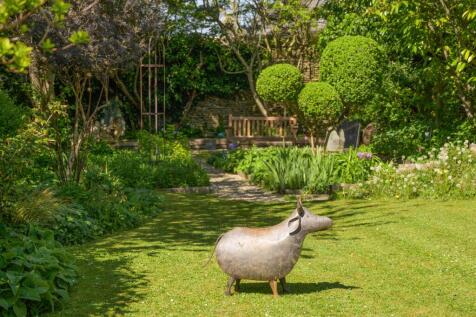 Property Image 4