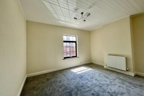 Mast Bedroom