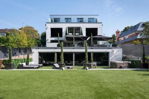 Spectacular home