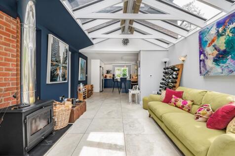 Property Image 8