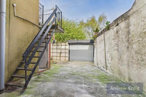 Shared Yard To Rear