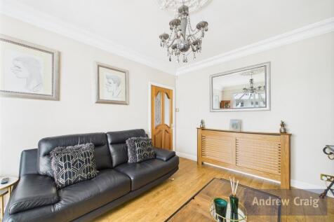 Family / Dining Room