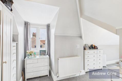 Rear Bedroom