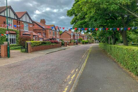 Front Street