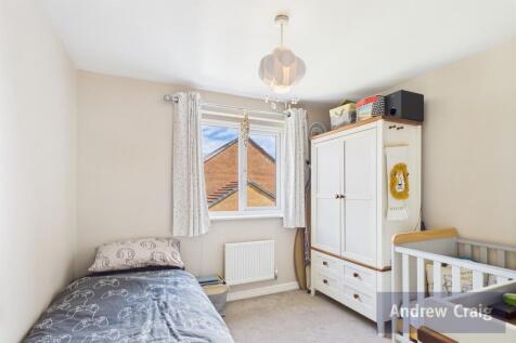 Rear Bedroom