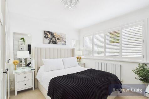 Rear Bedroom