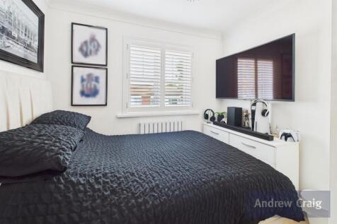 Rear Bedroom
