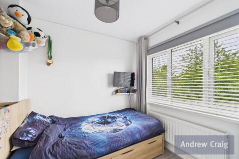 Rear Bedroom