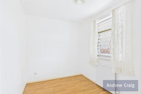 Rear Bedroom