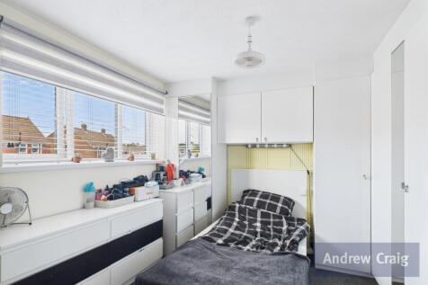 Rear Bedroom