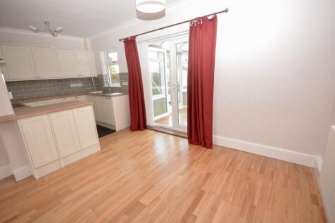 Dining/Kitchen