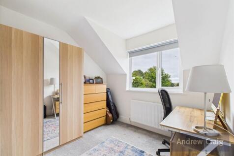 Rear Bedroom