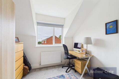 Rear Bedroom