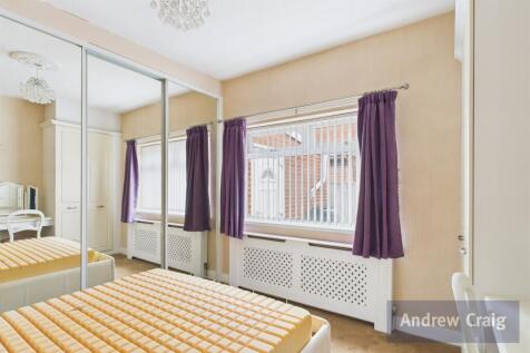 Rear Bedroom