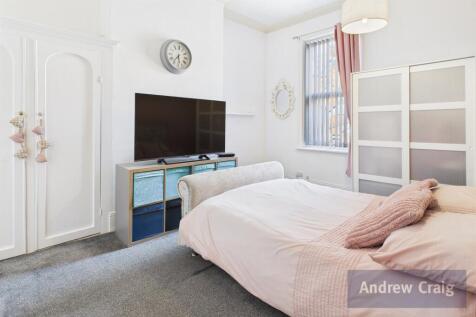 Rear Bedroom