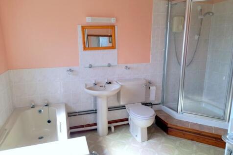 Ensuite Bed 3