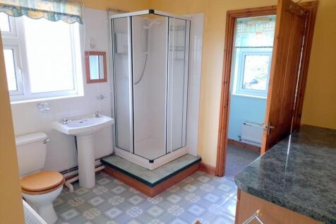 Ensuite Bed 4