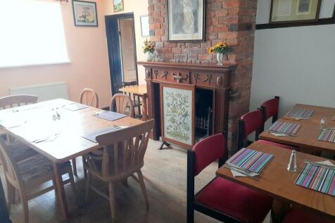 Dining Room/Snug