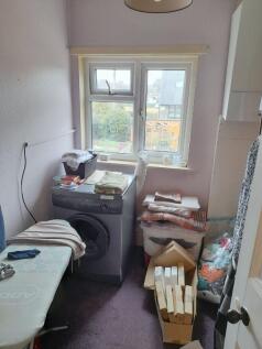 Bedroom 1/Utility