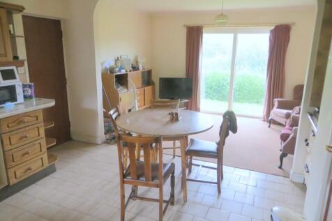 Kitchen/Breakfast/