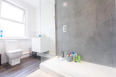 182 Sandyford Rd-small-3.jpg