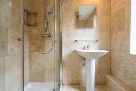 20250824 S&amp;B 7 Queens Terrace bathroom 4-2.jpg