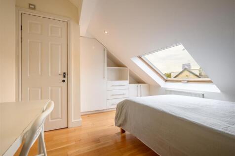 20250824 S&amp;B 7 Queens Terrace bedroom 8-2.jpg