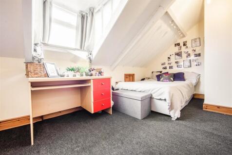 14A Mistletoe rd - hi-6.jpg