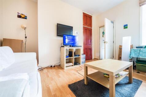 239 Helmsley Rd - hi.jpg