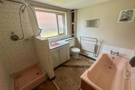 Downstairs Bathroom
