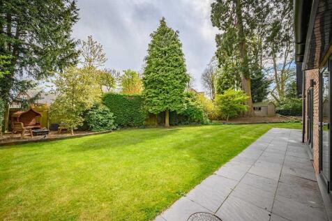 PRIVATE LANDSCAPED