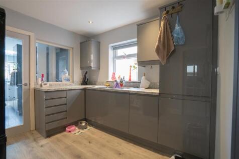 Second Kitchen