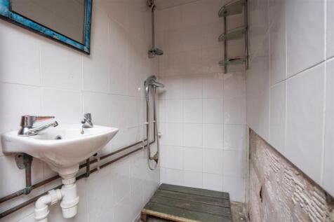 Outdoor Shower Area