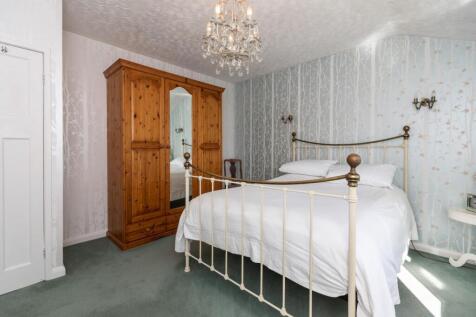 Bedroom,,,,.jpg