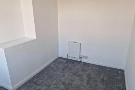 Bedroom 3.jpg