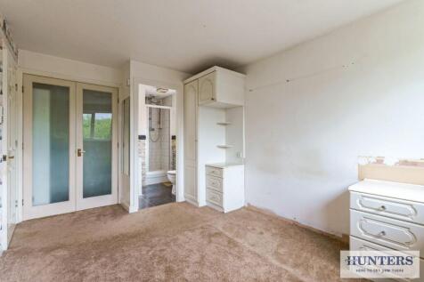 94357_31-Richmond-Close-Bramley (17) - Copy_low.jp