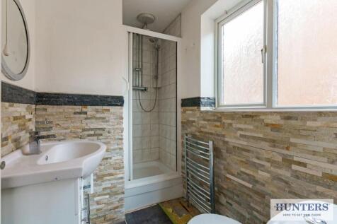 94357_31-Richmond-Close-Bramley (18) - Copy_low.jp