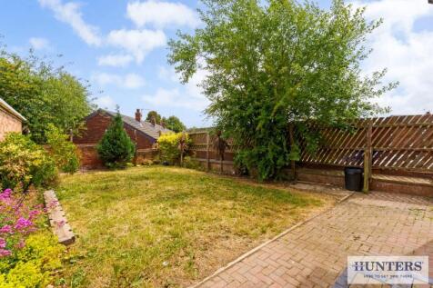 94357_31-Richmond-Close-Bramley (25) - Copy_low.jp