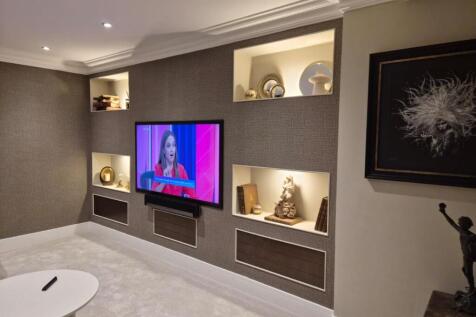 Doncaster Road 1.jpg