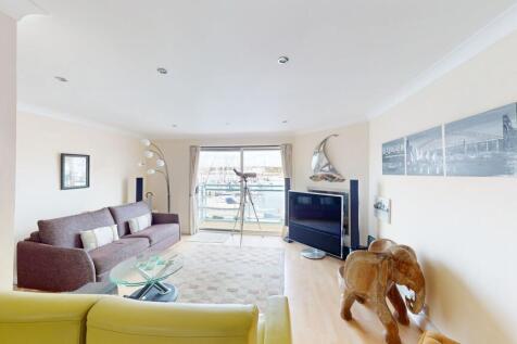 Open Plan Living Room &amp; Kitchen