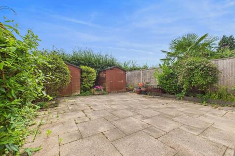 CAM02453G0-PR0127-STILL009.jpg