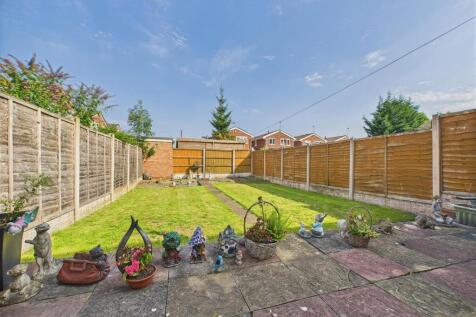 CAM02453G0-PR0135-STILL007.jpg