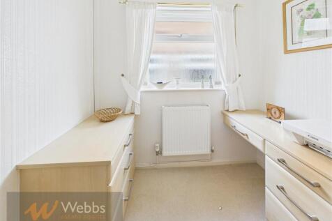 CAM05244G0-PR0130-STILL020.jpg