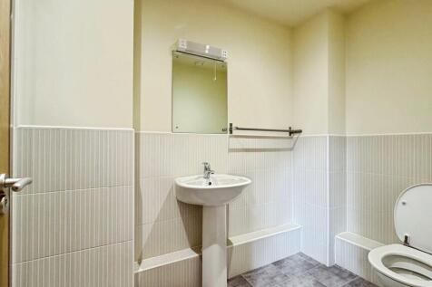 996ed297--48F6-91...