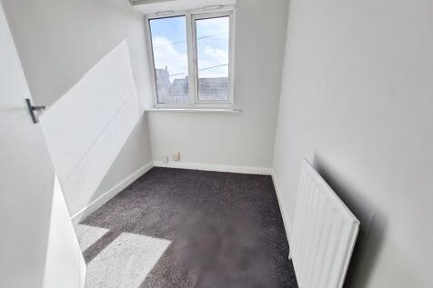 6af8161f-Bedroom ...