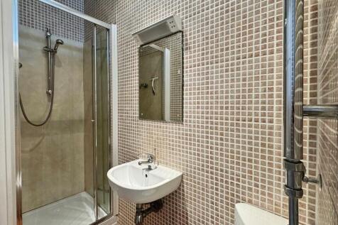 90e6bae2-12-4588-...