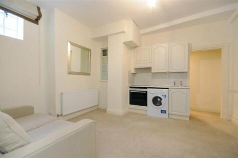 Reception Room/Kitchen