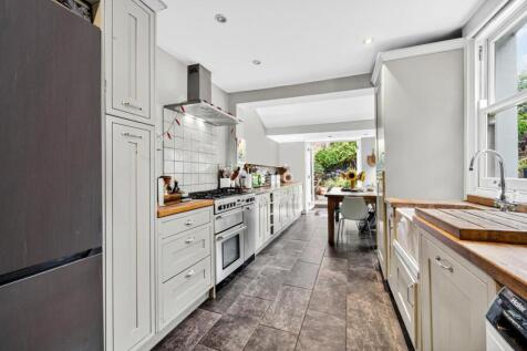 kitchen8 (1).jpg